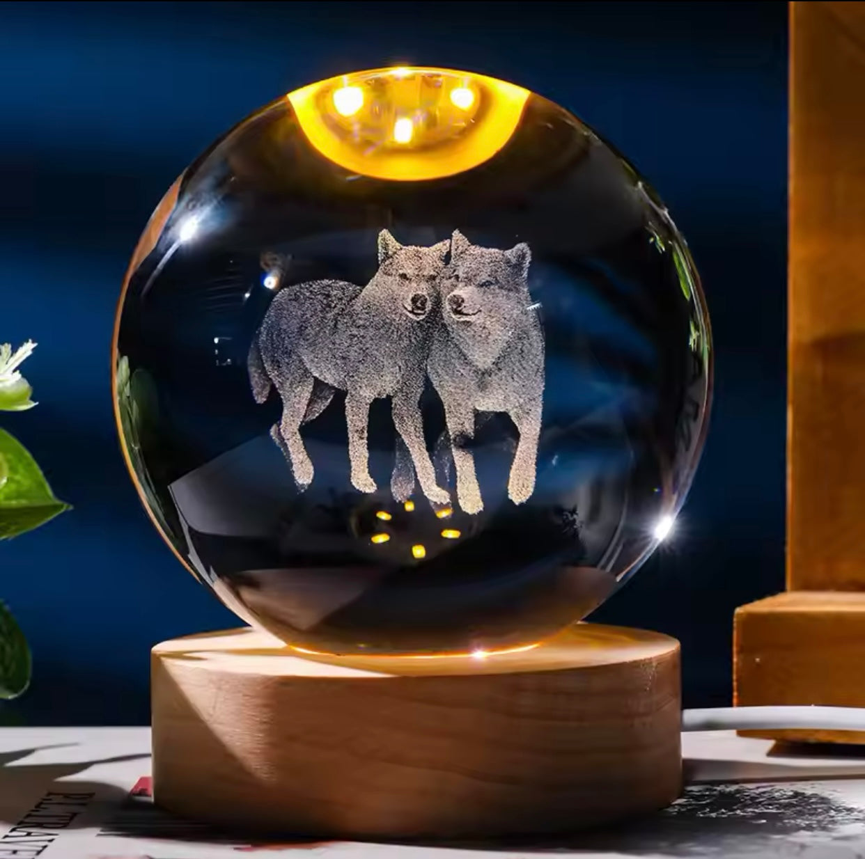 Luminária de Mesa Led Bola de Cristal - Elegância e Sofisticação para Sua Casa